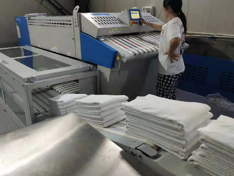 景德镇巾类折叠机-02